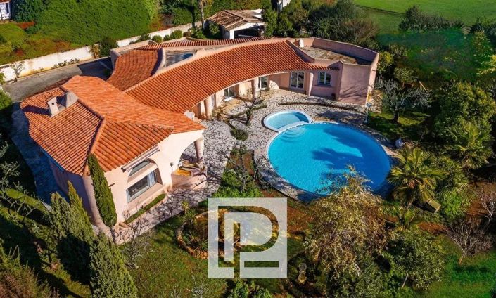 Image No.3-4 Bed House for sale