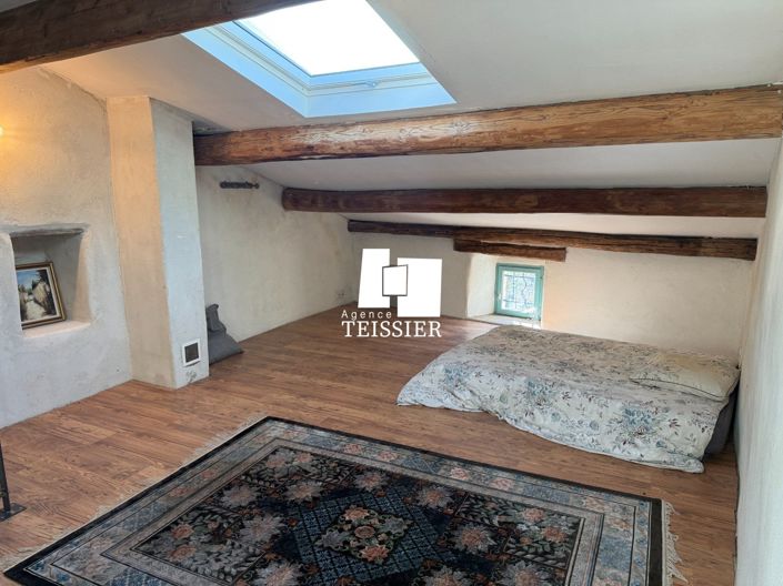Image No.18-4 Bed House for sale
