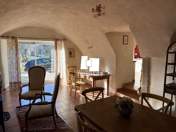 Image No.21-4 Bed House for sale