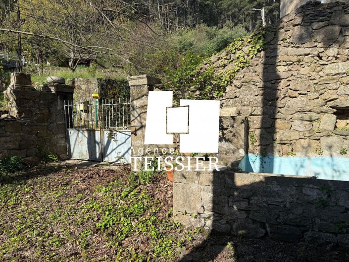 Image No.13-6 Bed House for sale