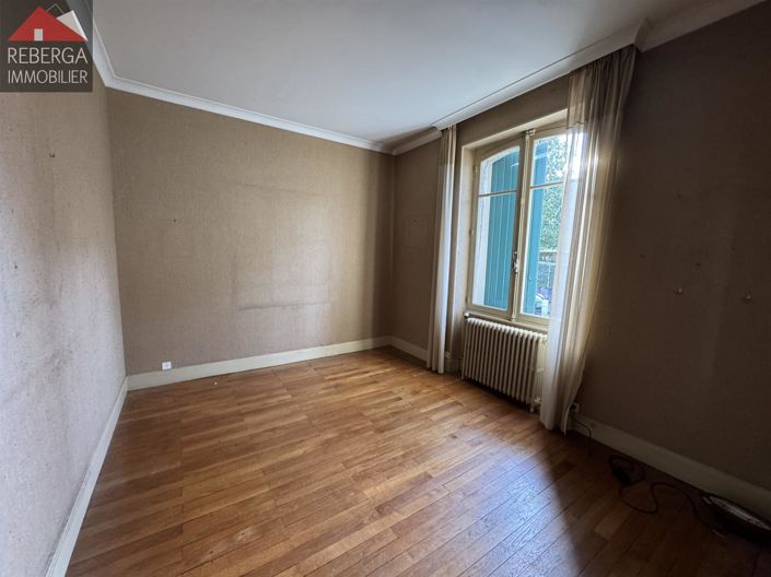 Image No.7-3 Bed House for sale