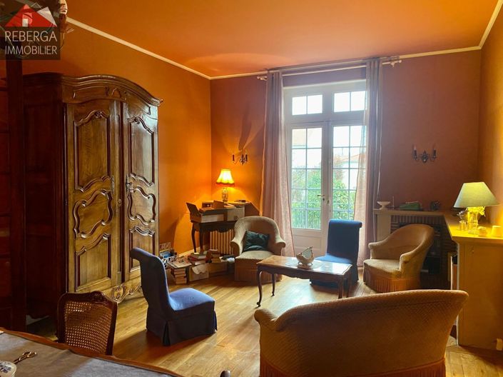 Image No.9-3 Bed House for sale