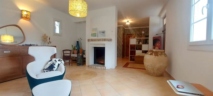 Image No.11-5 Bed House for sale