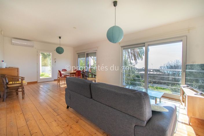 Image No.6-3 Bed House for sale