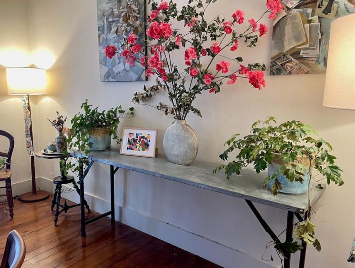 Image No.17-6 Bed House for sale