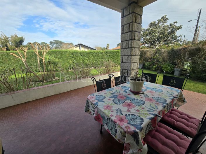 Image No.2-3 Bed House for sale