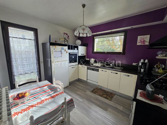 Image No.6-3 Bed House for sale