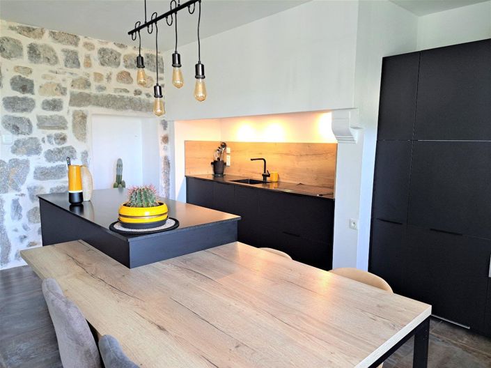 Image No.4-4 Bed House for sale