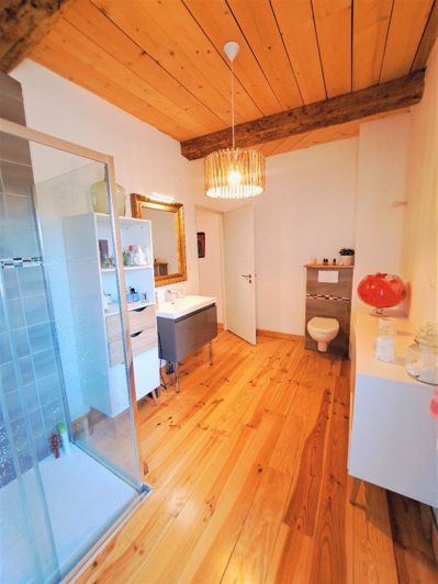 Image No.8-4 Bed House for sale