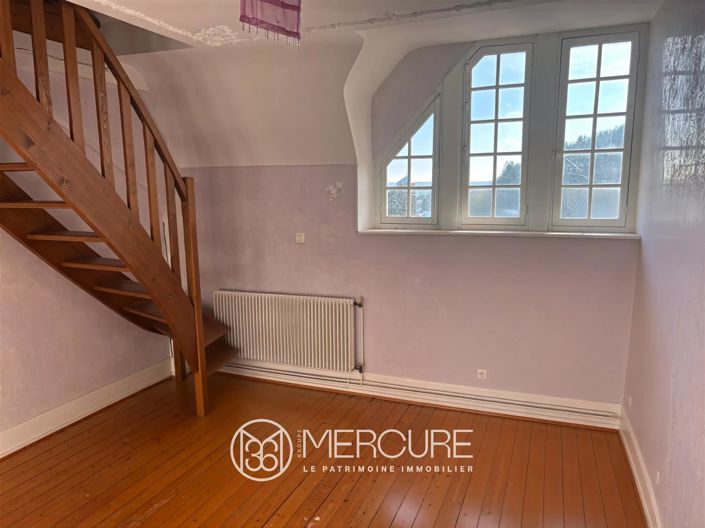 Image No.8-6 Bed House for sale