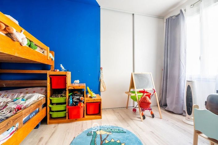 Image No.11-4 Bed House for sale