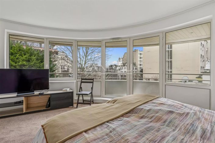 Image No.14-4 Bed Apartment for sale