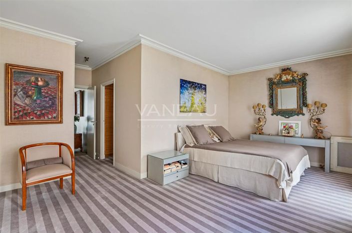 Image No.11-3 Bed Apartment for sale