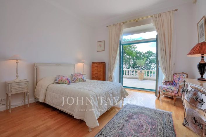 Image No.15-6 Bed House for sale