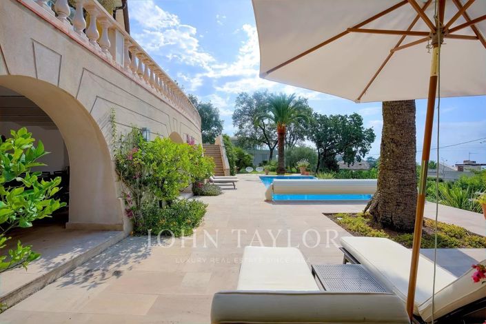 Image No.5-6 Bed House for sale