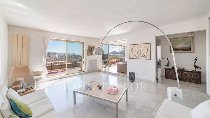 Image No.4-3 Bed Apartment for sale