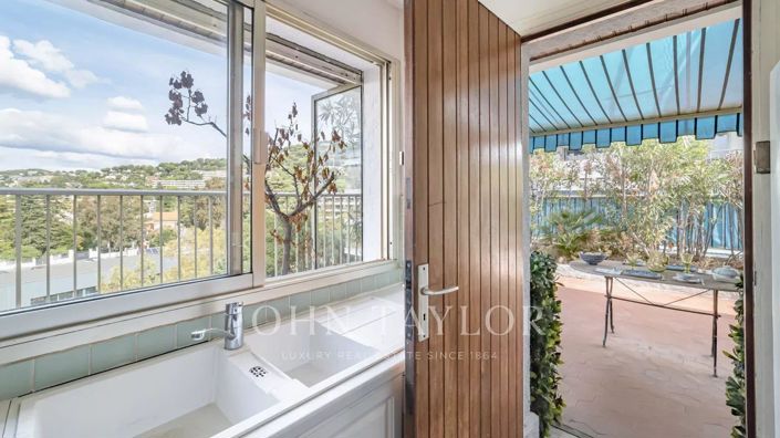 Image No.8-3 Bed Apartment for sale