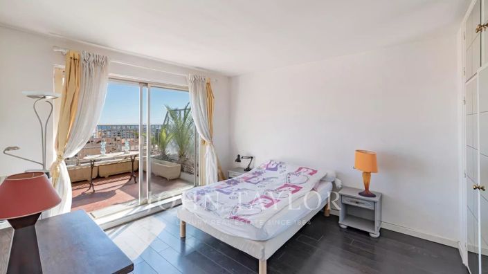 Image No.9-3 Bed Apartment for sale