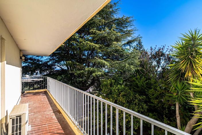 Image No.11-3 Bed Apartment for sale