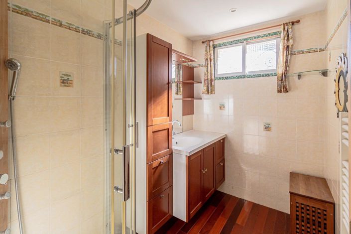 Image No.14-3 Bed Apartment for sale