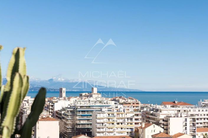 Image No.19-2 Bed Apartment for sale