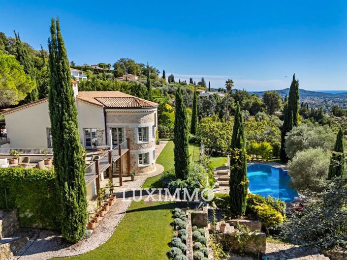 Image No.18-7 Bed House for sale