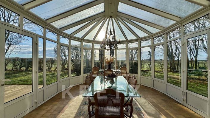 Image No.5-8 Bed House for sale