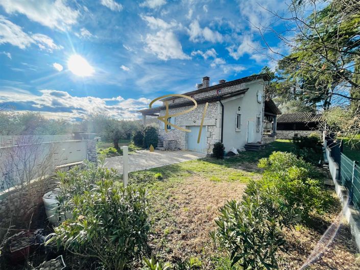 Image No.9-3 Bed House for sale