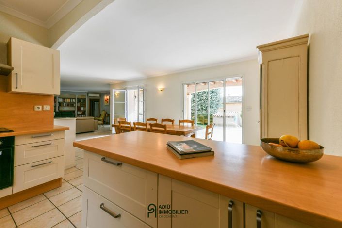 Image No.9-7 Bed House for sale