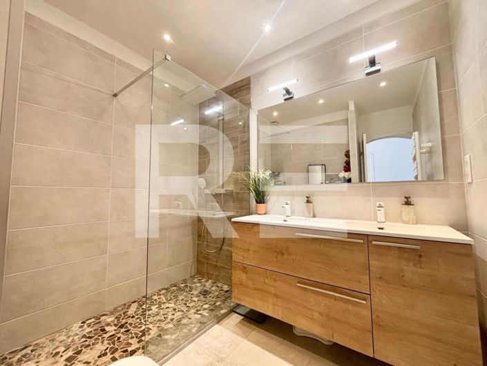 Image No.9-Maison de 3 chambres à vendre à Nîmes