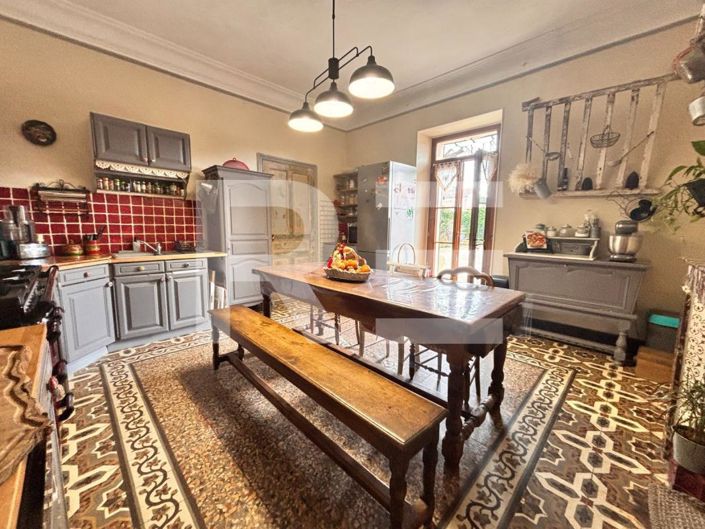 Image No.4-5 Bed House for sale