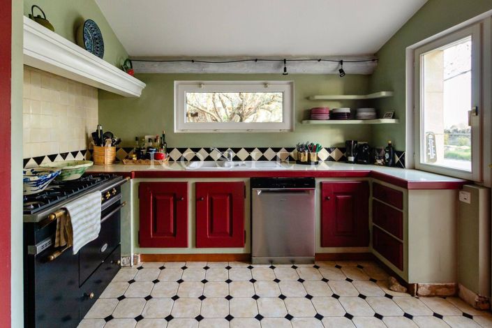 Image No.3-3 Bed House for sale