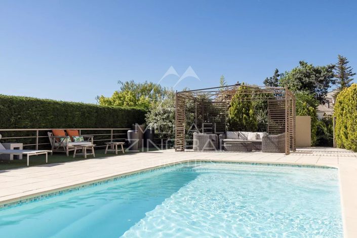 Image No.4-5 Bed House for sale