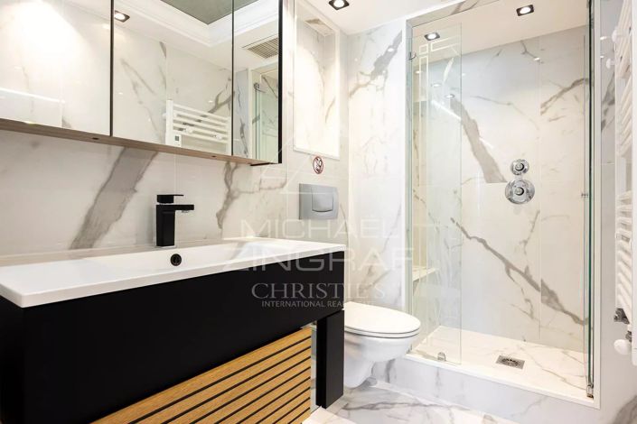 Image No.9-3 Bed Apartment for sale