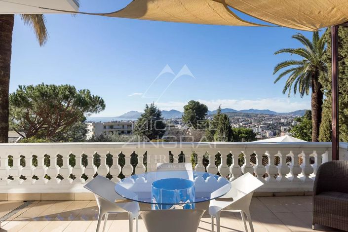 Image No.10-3 Bed House for sale