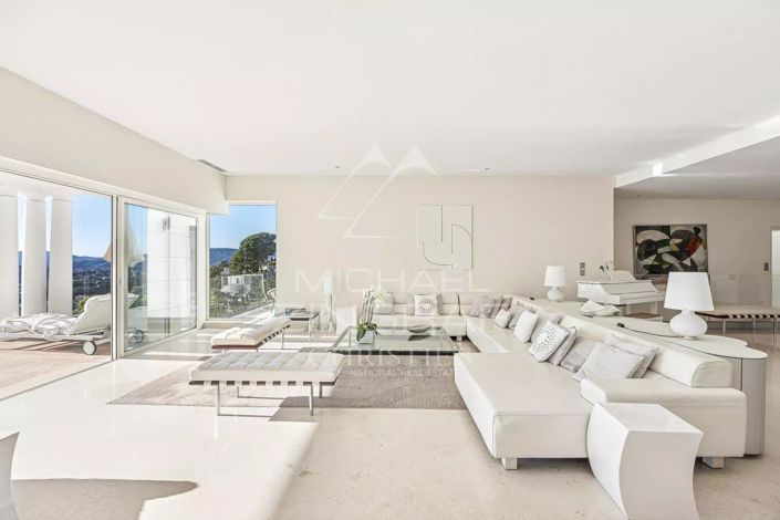 Image No.4-7 Bed House for sale