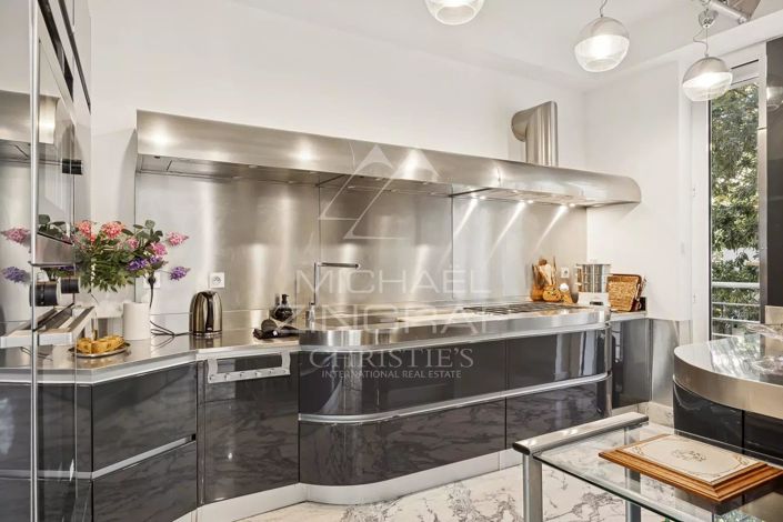 Image No.5-4 Bed House for sale