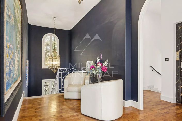 Image No.6-4 Bed House for sale