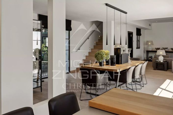 Image No.6-4 Bed House for sale