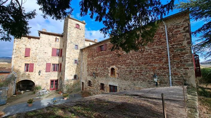 Image No.2-Propriété de 7 chambres à vendre à Ardes