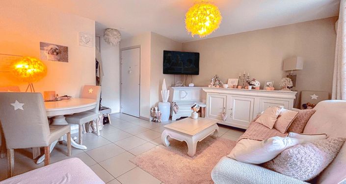 Image No.2-Appartement de 2 chambres à vendre à Fréjus