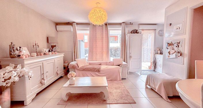 Image No.3-Appartement de 2 chambres à vendre à Fréjus