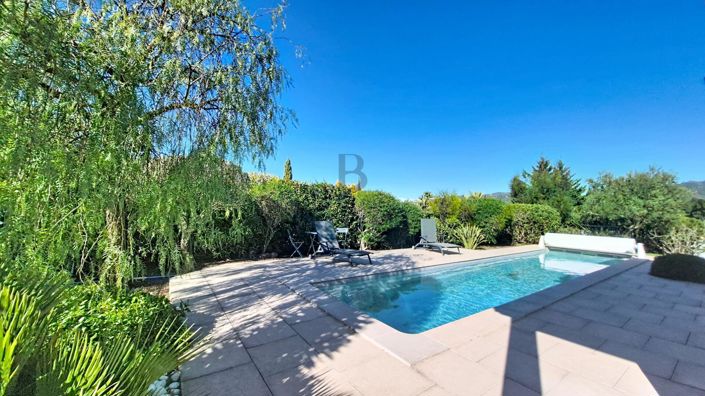 Image No.9-4 Bed Property for sale