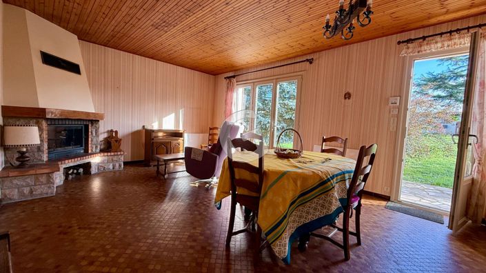 Image No.5-2 Bed House for sale