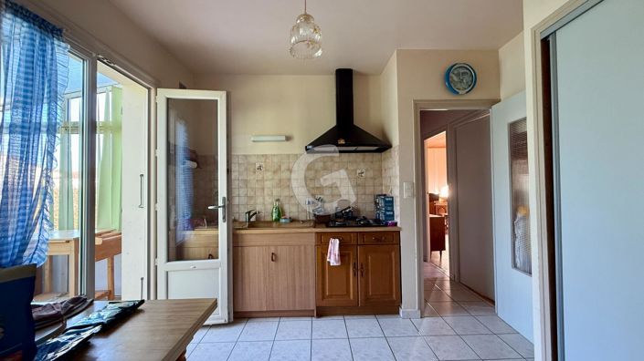 Image No.6-2 Bed House for sale