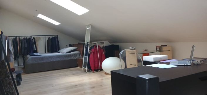 Image No.14-3 Bed House for sale