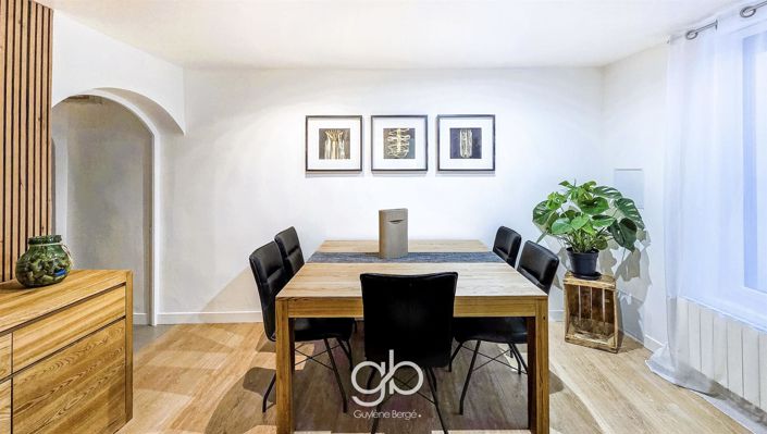 Image No.4-5 Bed House for sale