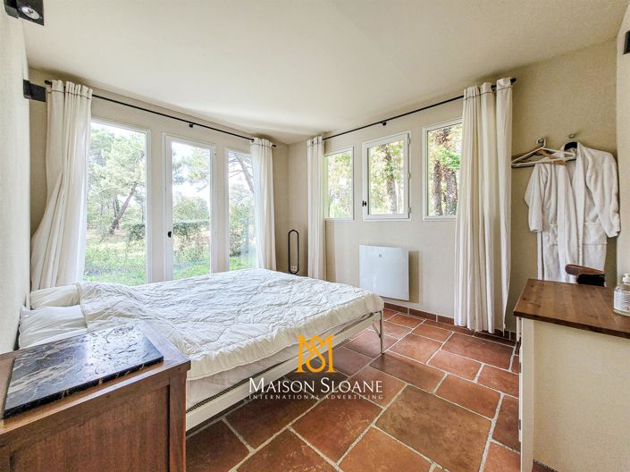 Image No.13-7 Bed House for sale