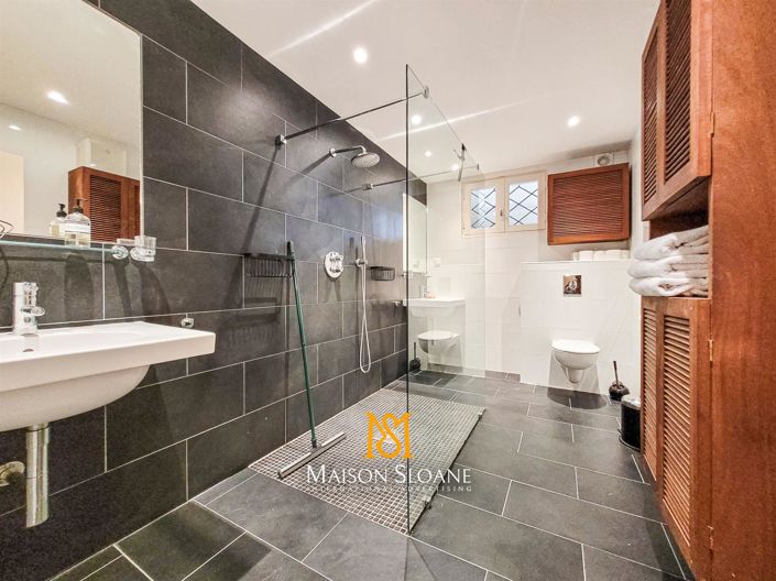 Image No.16-7 Bed House for sale