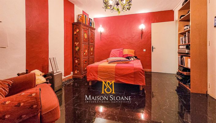 Image No.19-7 Bed House for sale